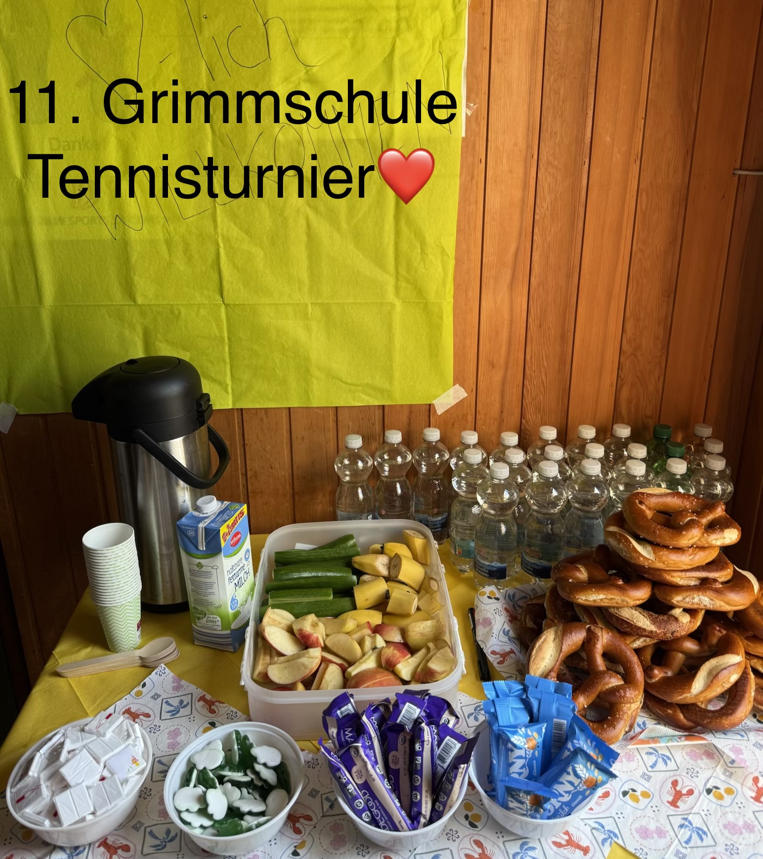 Getränke und Verpflegung beim Grimmschul-Tennisturnier
